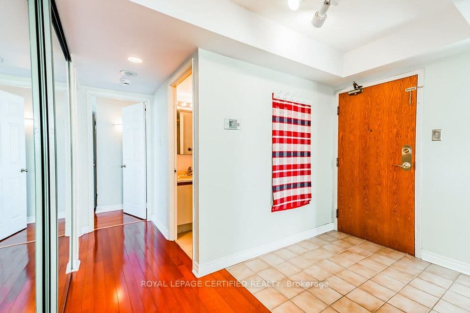 320 Mill Street S 304, Brampton, ON L6Y 3V2 – photo 2
