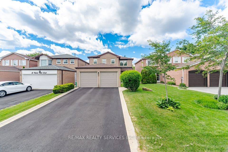 10 Meadow Bush Court, Brampton, ON L6S 5B6 – photo 3