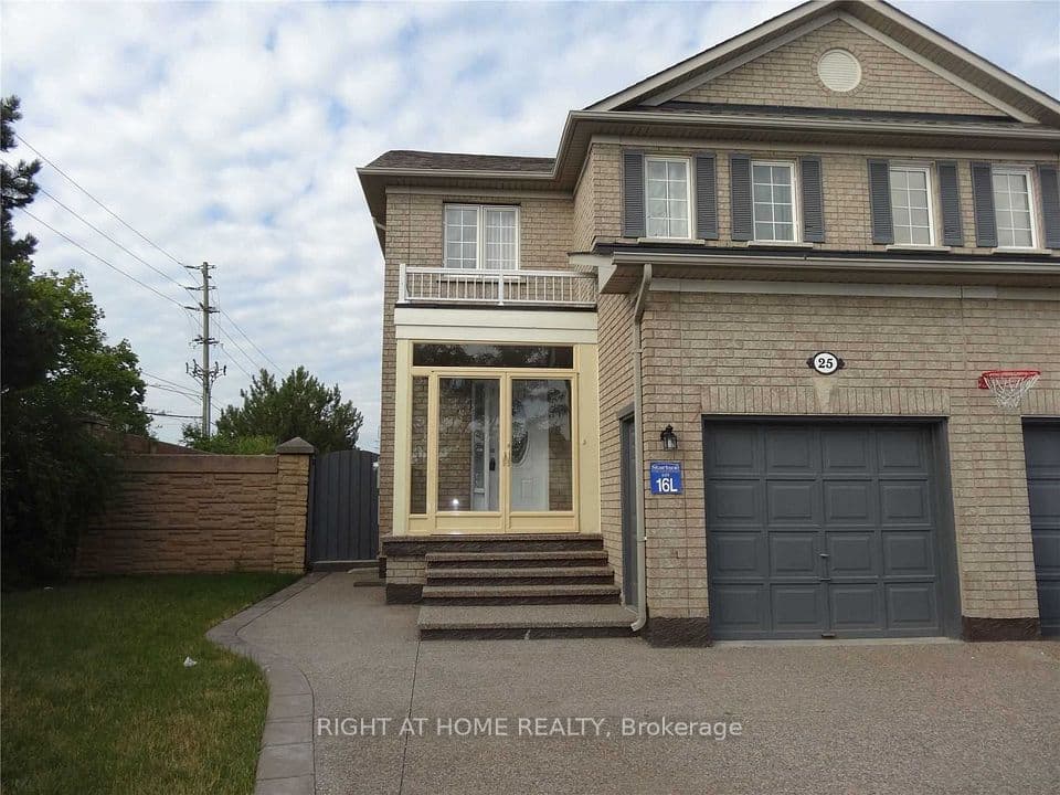 25 Lucio Court, Brampton, ON L6P 1K1 – photo 2