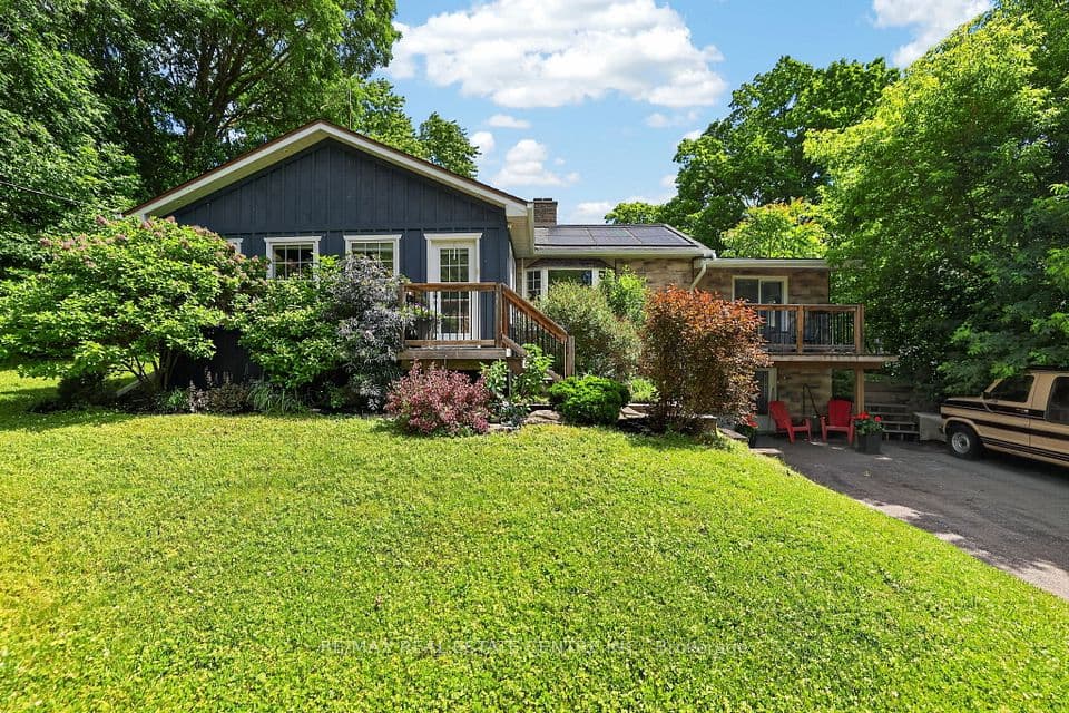 12429 Wolseley Street, Halton Hills, ON L0P 1H0 – photo 2