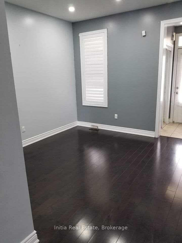 99 Connolly Crescent, Brampton, ON L6R 0G8 – photo 2