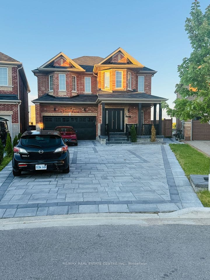 6 JENNA Court, Brampton, ON L6W 3W8 – main photo