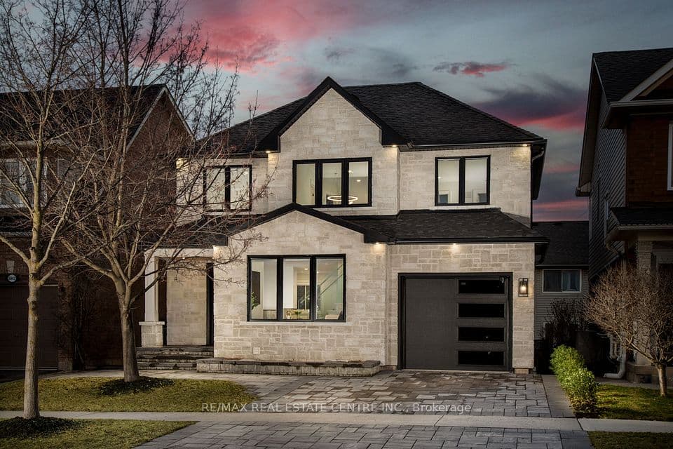5940 Blue Spruce Avenue, Burlington, ON L7L 6T2 – main photo