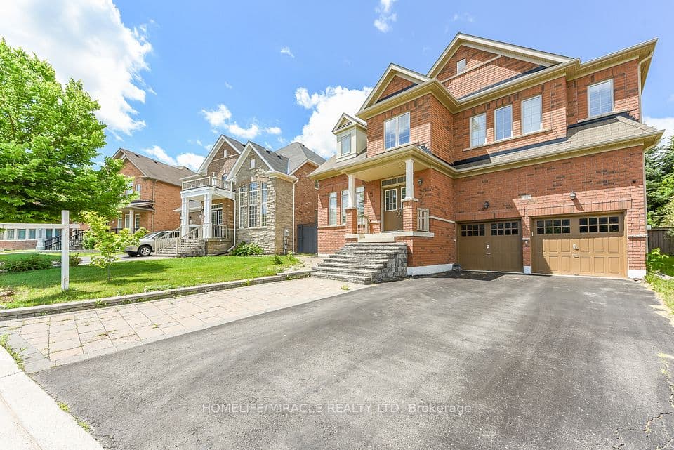 10 Danfield Court, Brampton, ON L6Y 2X9 – photo 2