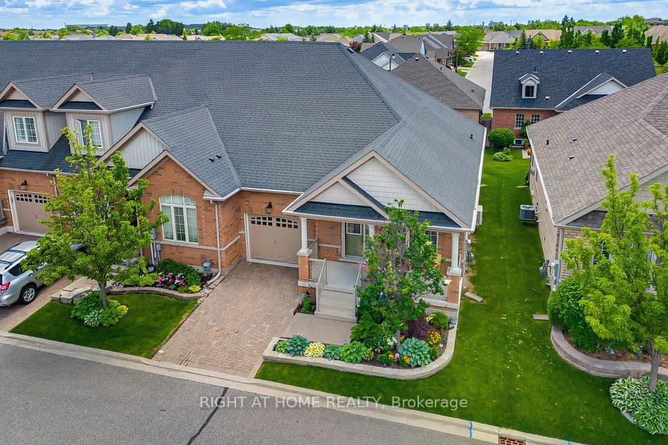 39 Lacorra Way, Brampton, ON L6R 3P2 – main photo