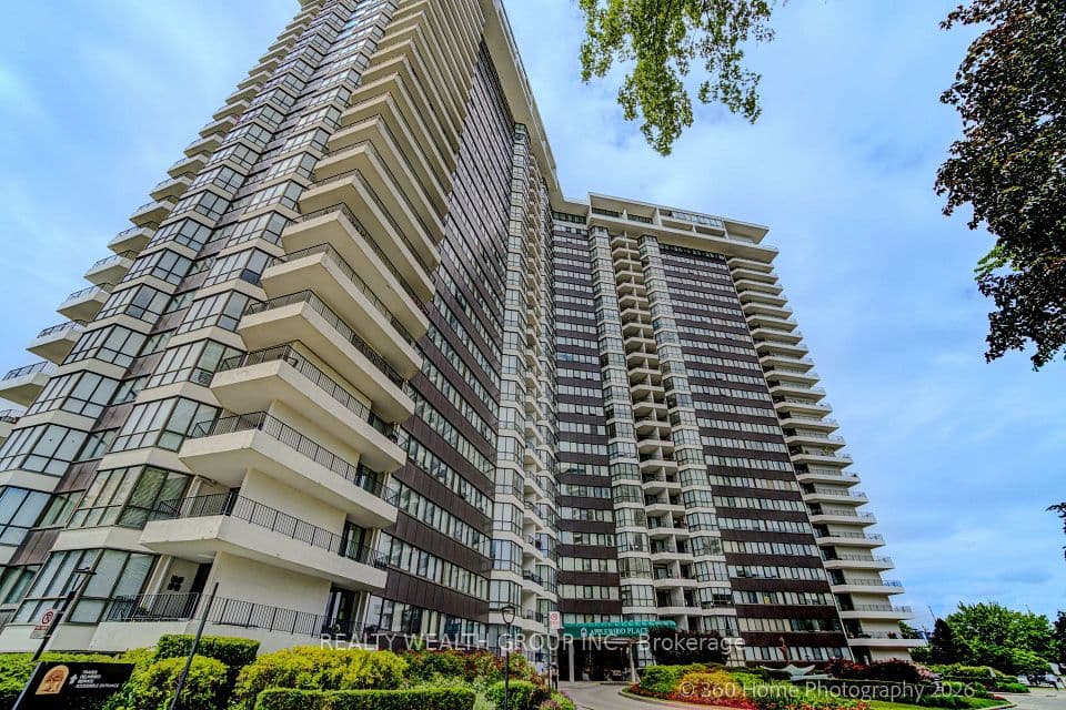1333 Bloor St Street 619, Mississauga, ON L4Y 3T6 – main photo
