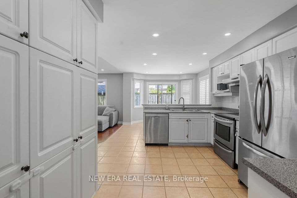 2855 Duncairn Drive, Mississauga, ON L5M 5V2 – photo 3