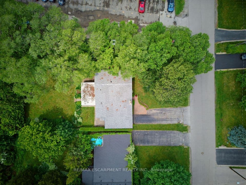 320 River Side Drive, Oakville, ON L6K 3N4 – photo 2