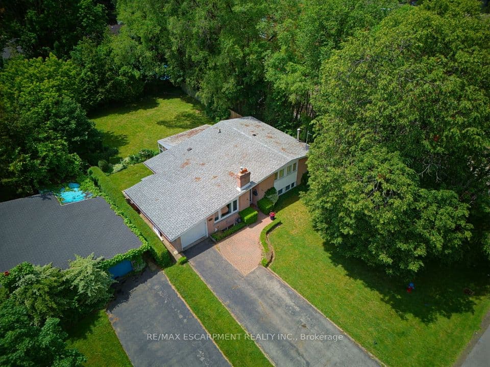 320 River Side Drive, Oakville, ON L6K 3N4 – main photo