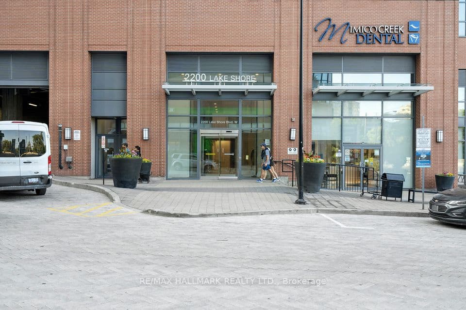 2200 Lake Shore Boulevard W 1809, Toronto, ON M8V 1A4 – photo 2