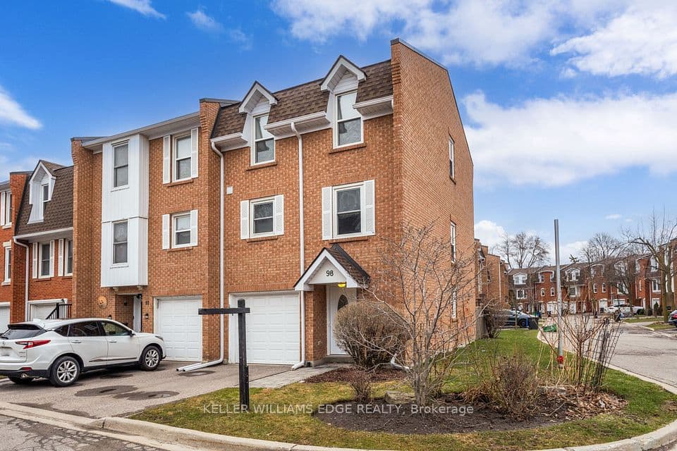 333 Meadows Boulevard #98, Mississauga, ON L4Z 1G9 – photo 2