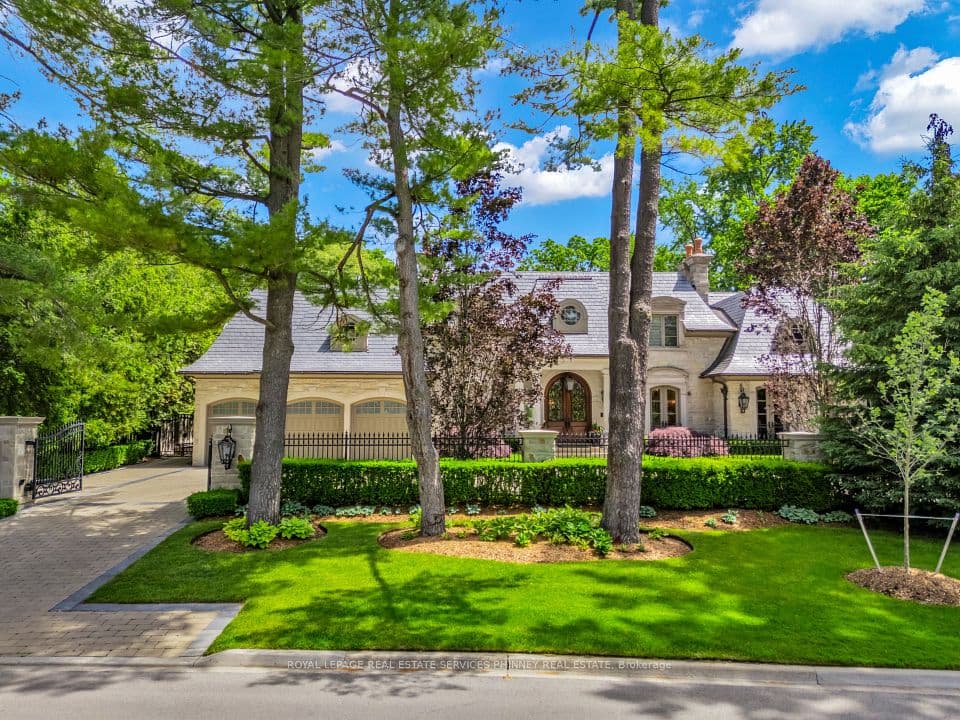 113 Maple Grove Drive, Oakville, ON L6J 4T9 – main photo
