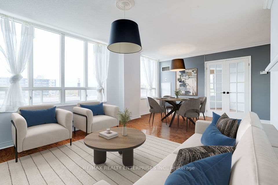 2285 Lake Shore Boulevard W 304, Toronto, ON M8V 3X9 – main photo