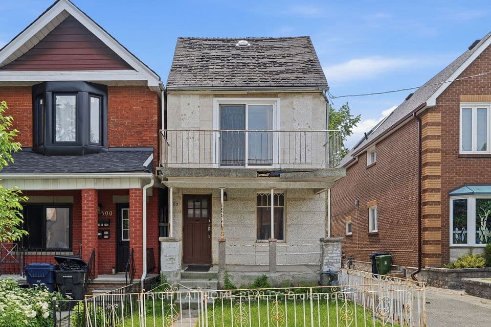 502 Salem Avenue N, Toronto, ON M6H 3E1 – photo 2