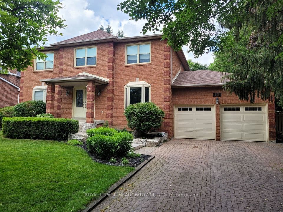 13 Mckee Drive, Caledon, ON L7C 1G8 – main photo