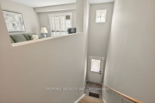 2531 Northampton Boulevard 9, Burlington, ON L7M 4H5 – photo 3