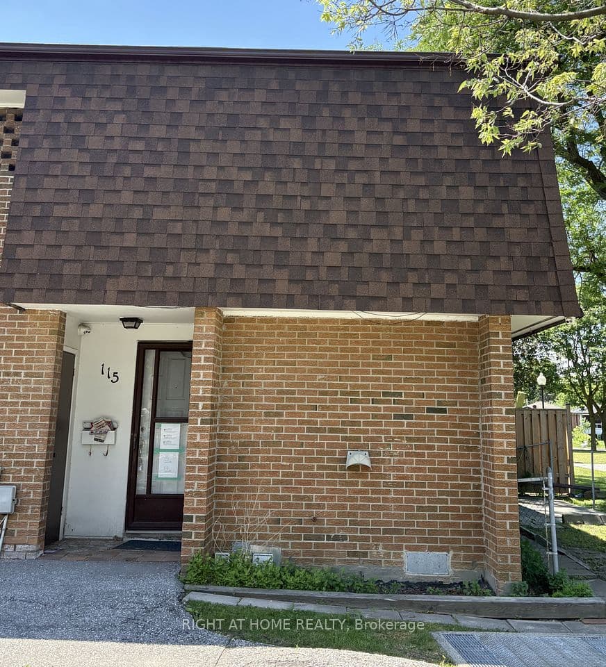 16 Litchfield Court 115, Toronto, ON M9V 2A8 – photo 2