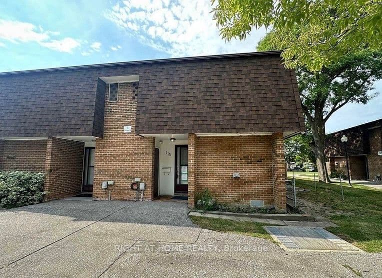 16 Litchfield Court 115, Toronto, ON M9V 2A8 – main photo