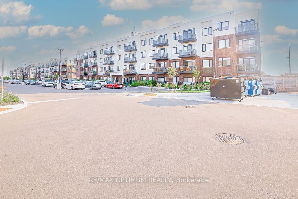 62 Sky Harbour Drive 213, Brampton, ON L6Y 6J2 – main photo