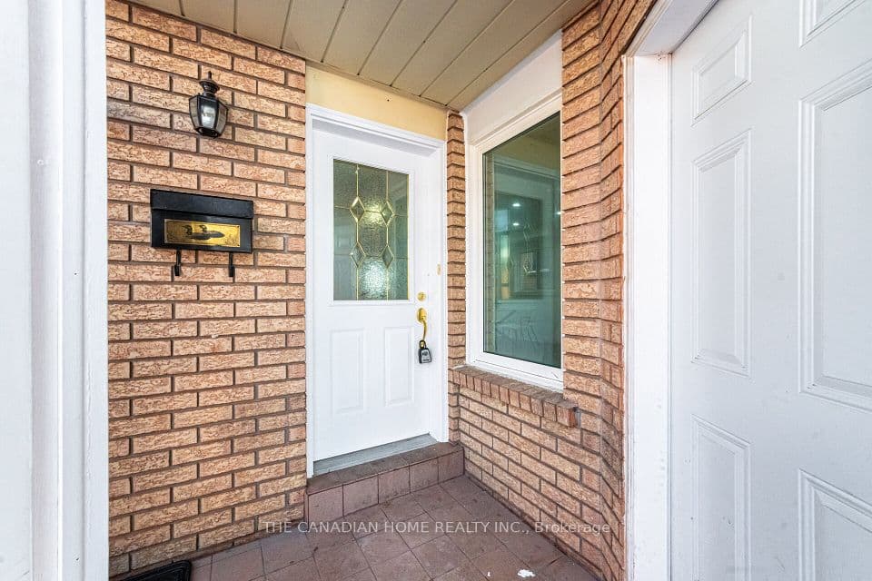 237 Bufford Drive, Brampton, ON L6Y 4W1 – photo 3