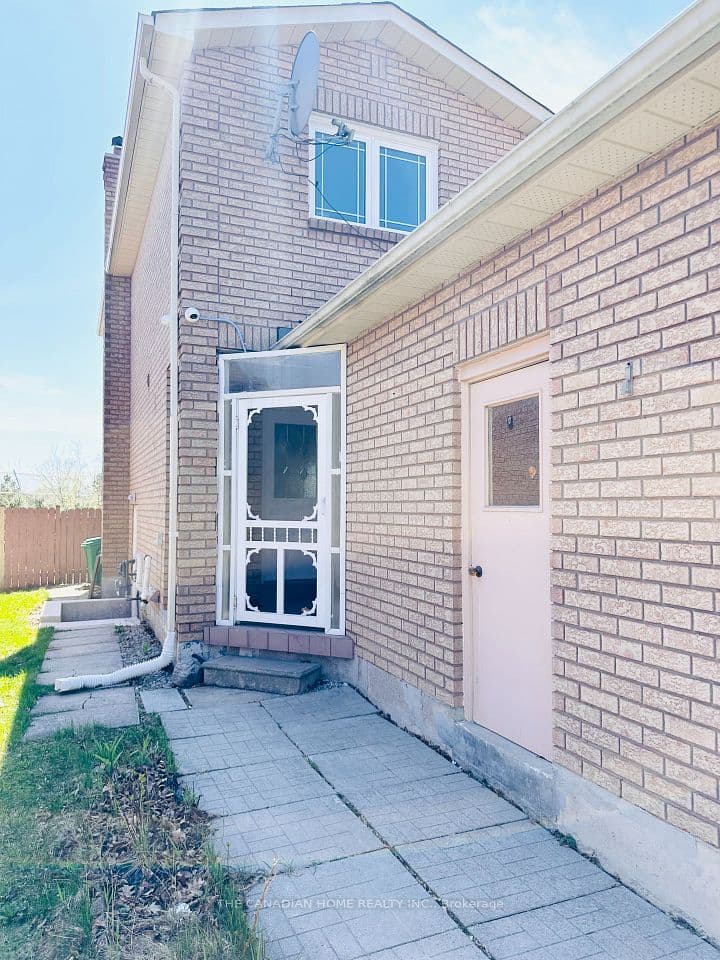 237 Bufford Drive, Brampton, ON L6Y 4W1 – photo 2