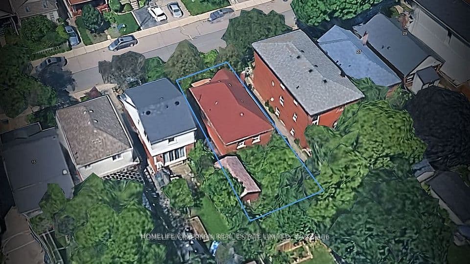 21 Seventeenth Street, Toronto, ON M8V 3K2 – photo 2