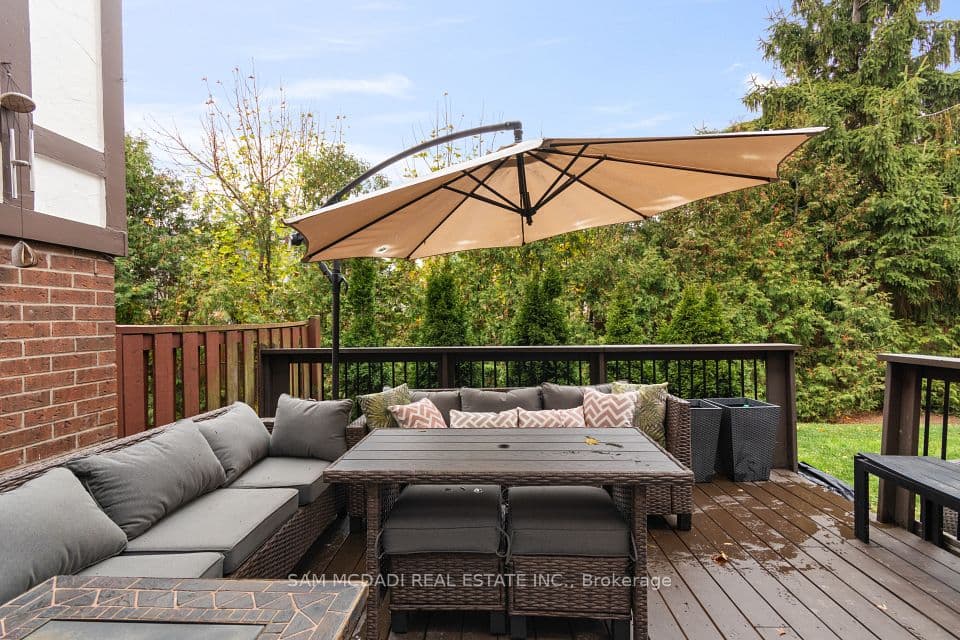 4230 Fieldgate Drive 4, Mississauga, ON L4W 2M5 – photo 3