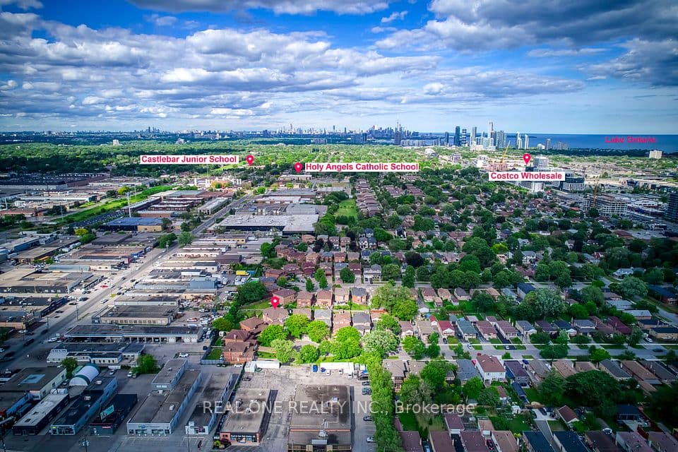 71 Stock Avenue, Toronto, ON M8Z 5C5 – main photo
