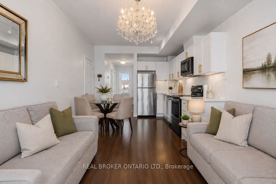 630 Rogers Road 21, Toronto, ON M6M 0B4 – main photo