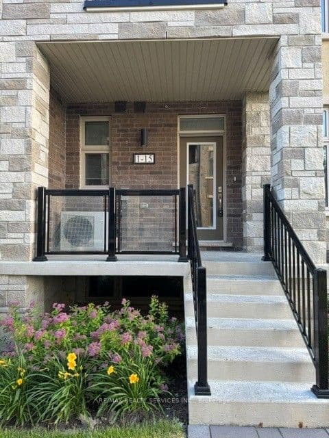 15 Fieldridge Crescent 1, Brampton, ON L6R 4G6 – photo 2