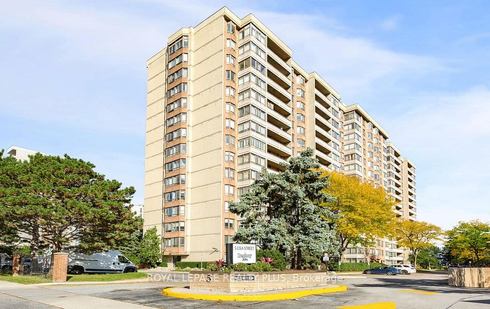 5 Lisa Street 803, Brampton, ON L6T 4T4 – main photo