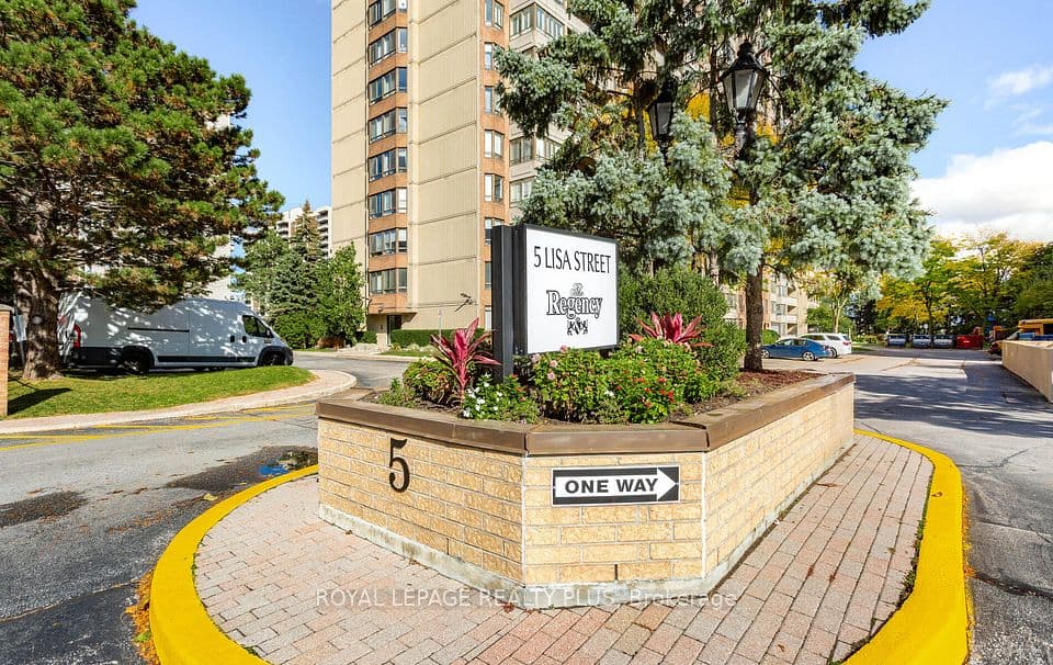5 Lisa Street 803, Brampton, ON L6T 4T4 – photo 2