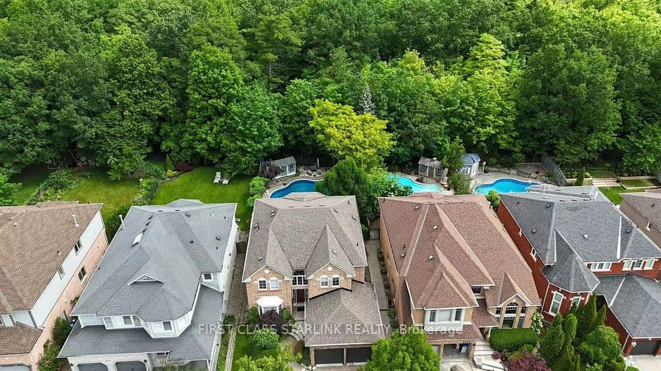 5467 Planters Wood Court, Mississauga, ON L5M 5V6 – photo 2