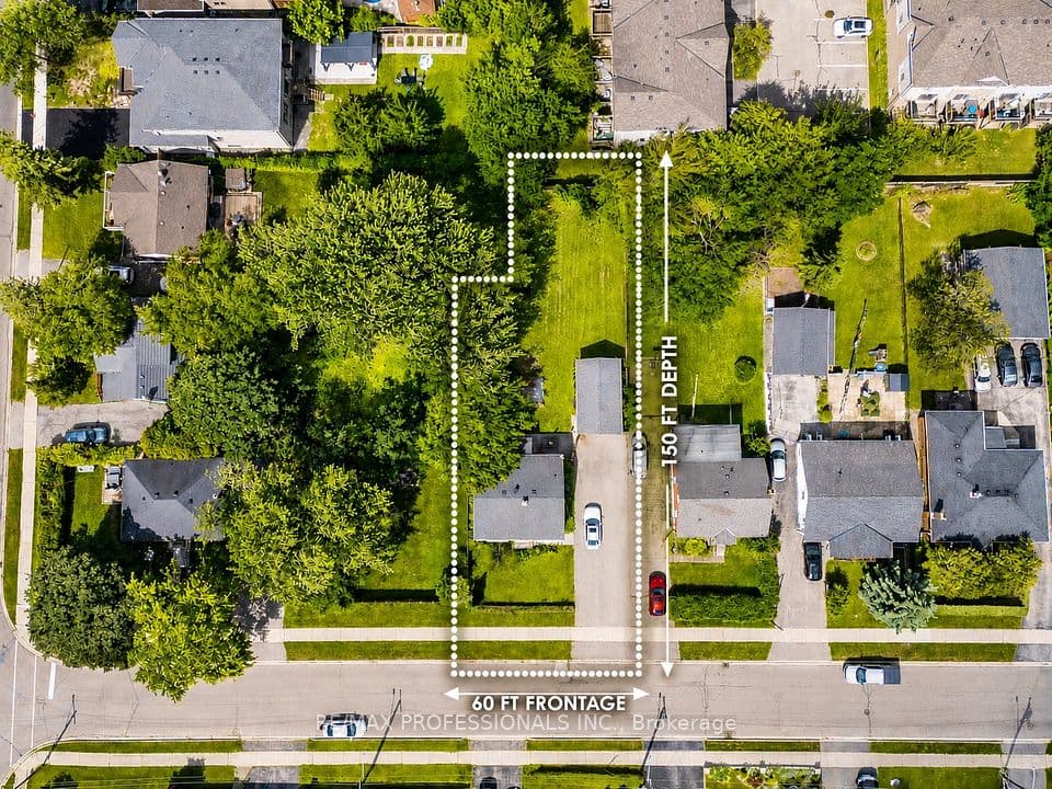 1045 Helena Street, Burlington, ON M7R 3V5 – photo 3
