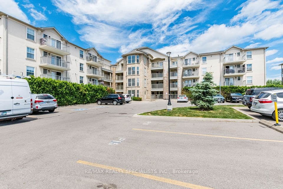 1480 Bishops Gate 406, Oakville, ON L6M 4N4 – photo 2