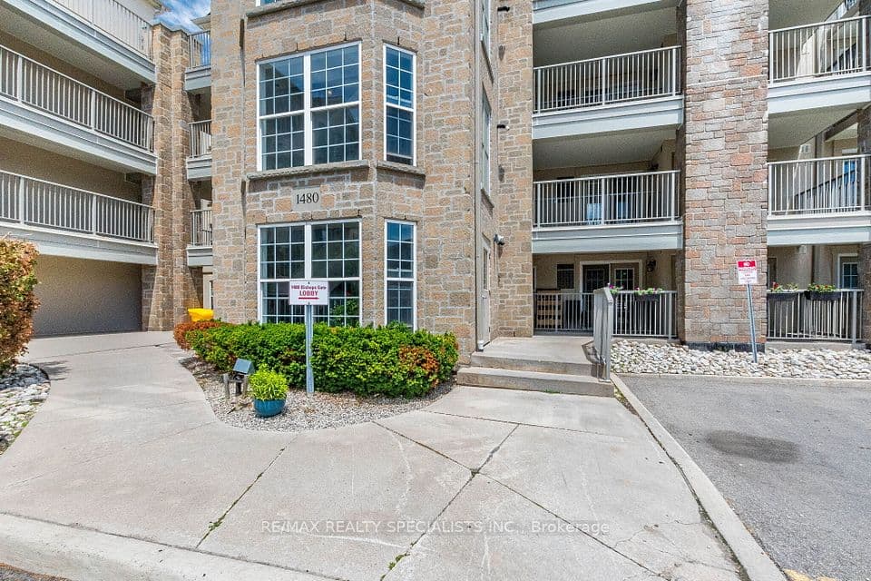 1480 Bishops Gate 406, Oakville, ON L6M 4N4 – photo 3
