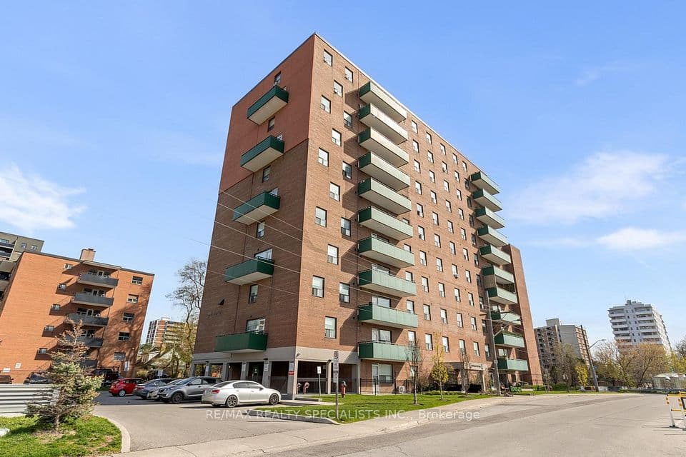 49 Queen Street 301, Mississauga, ON L5G 4N6 – main photo