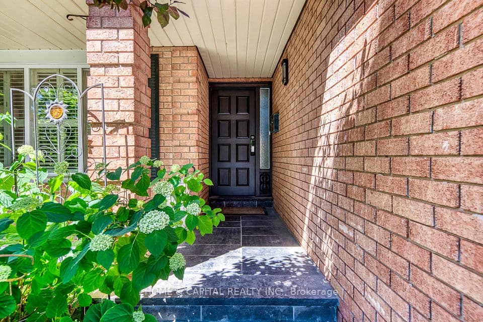 2171 Margot Street, Oakville, ON L6H 3M5 – photo 2