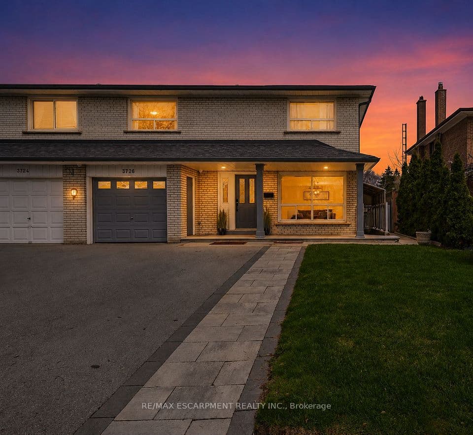 3726 Holden Crescent, Mississauga, ON L5A 2V8 – main photo