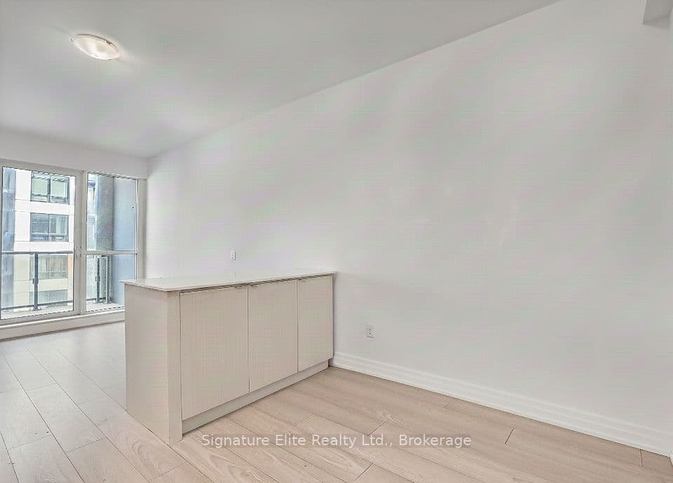 36 Elm Drive 3402, Mississauga, ON L5B 0N3 – photo 2
