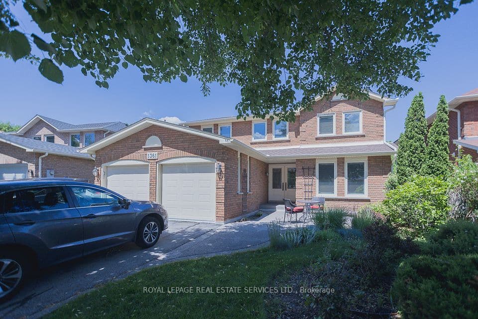 1361 GREENDALE Terrace, Oakville, ON L6M 1W6 – main photo