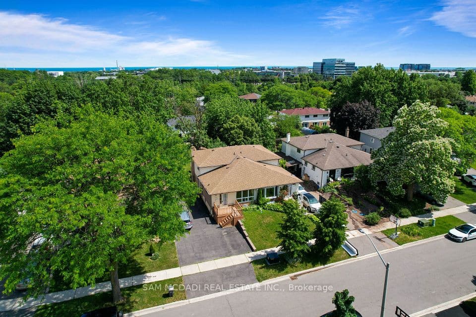 2644 Altadena Court, Mississauga, ON L5K 1G2 – main photo