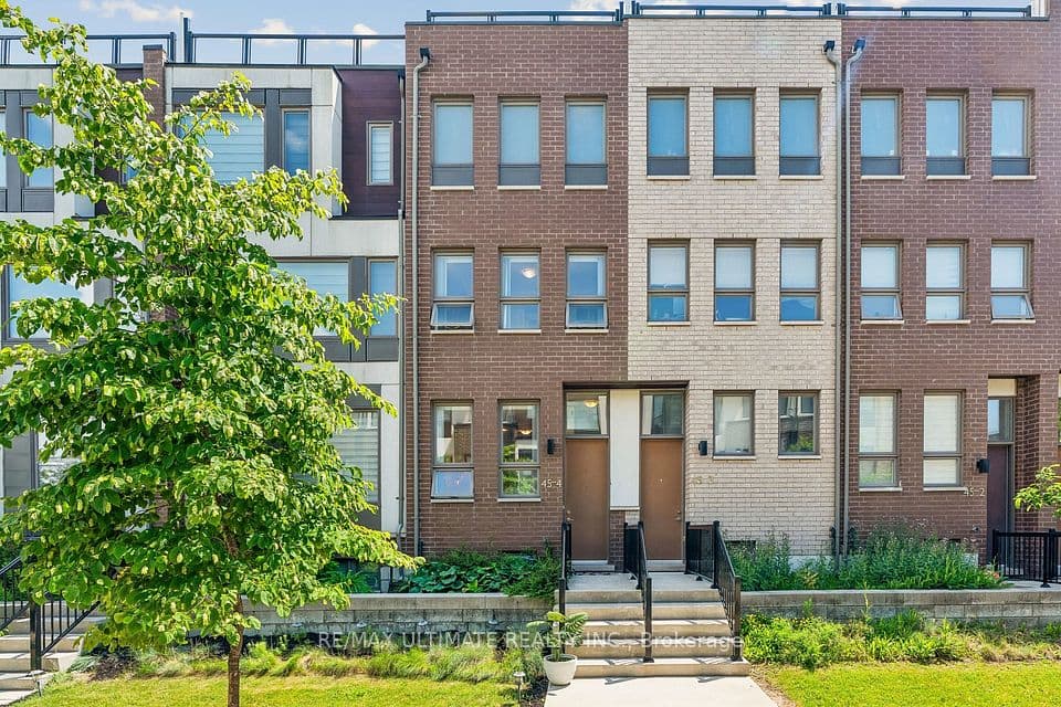 45 Thomas Mulholland Drive 4, Toronto, ON M3K 0A5 – photo 2