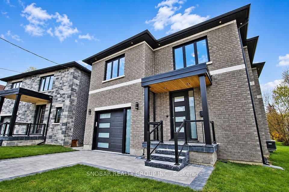 1 Aura Lea Boulevard, Toronto, ON M9M 1K2 – main photo