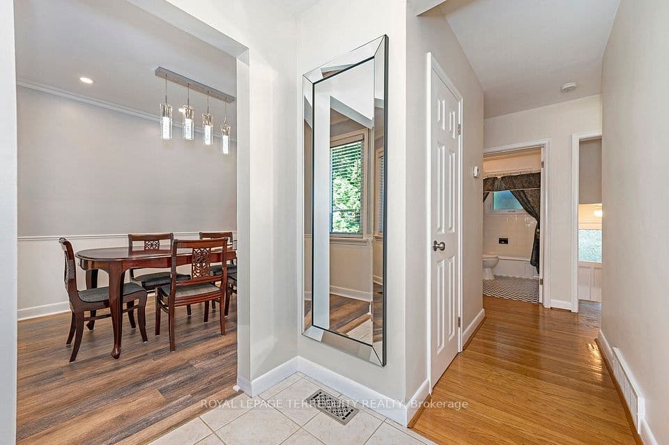 35 Jodphur Avenue, Toronto, ON M9M 2J3 – photo 3
