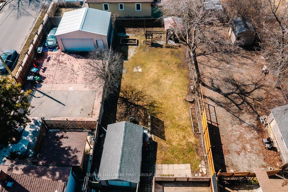 7 Mcmurchy Avenue S, Brampton, ON L6Y 1Y1 – photo 3