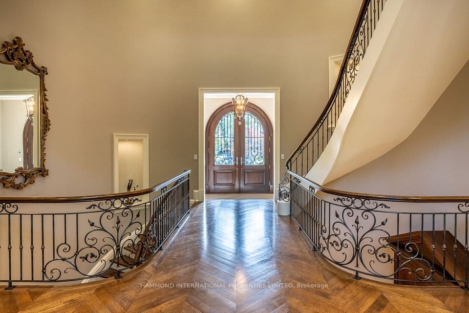 43 North Drive, Toronto, ON M9A 4R1 – photo 3