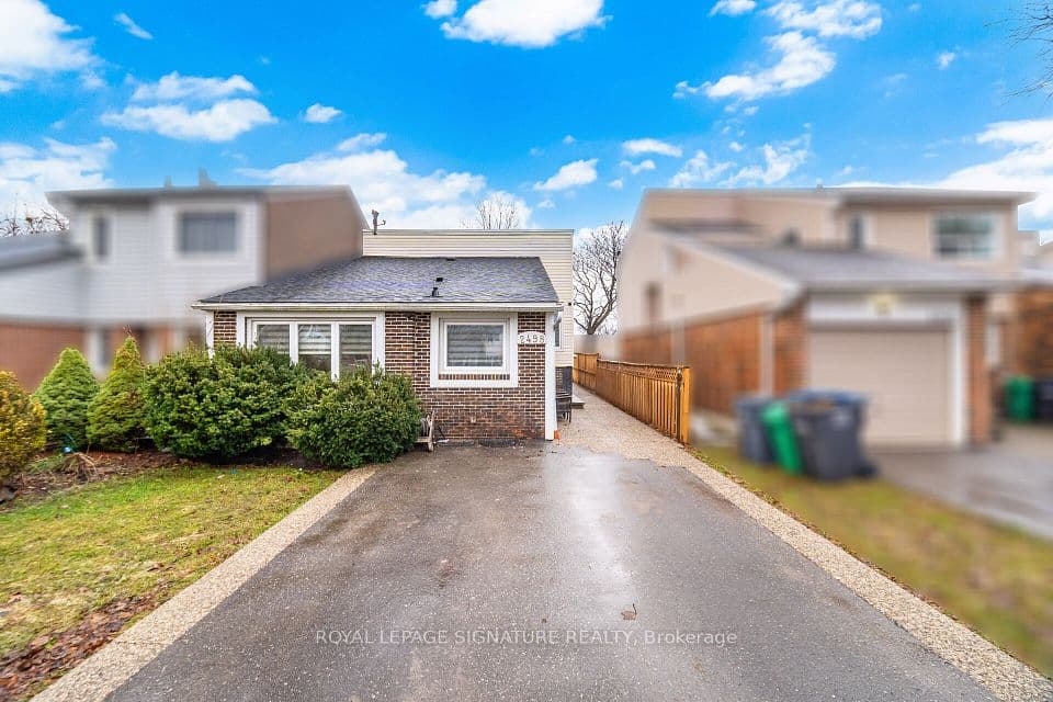 2498 Mainroyal Street S, Mississauga, ON L5L 1C9 – photo 2