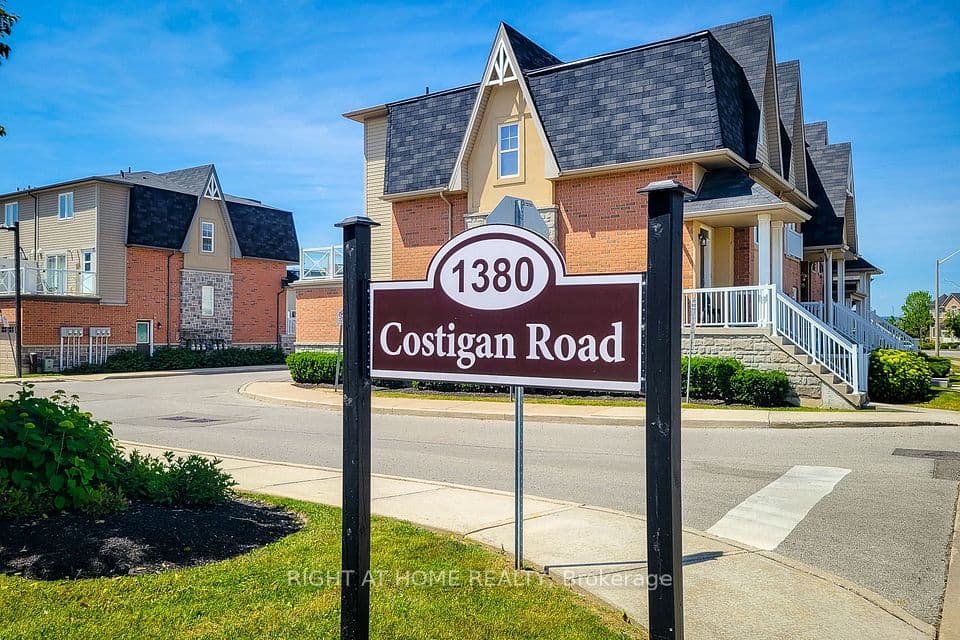 1380 Costigan Road 33, Milton, ON L9T 8L2 – main photo