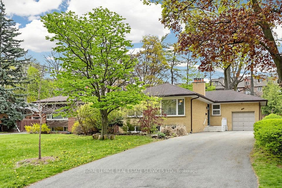 3009 O'Hagan Drive, Mississauga, ON L5C 2C4 – photo 2